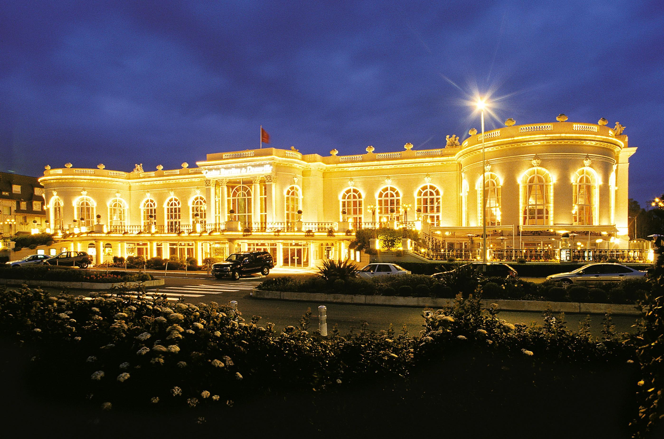 Hotel Barriere Le Royal Deauville Amenities photo